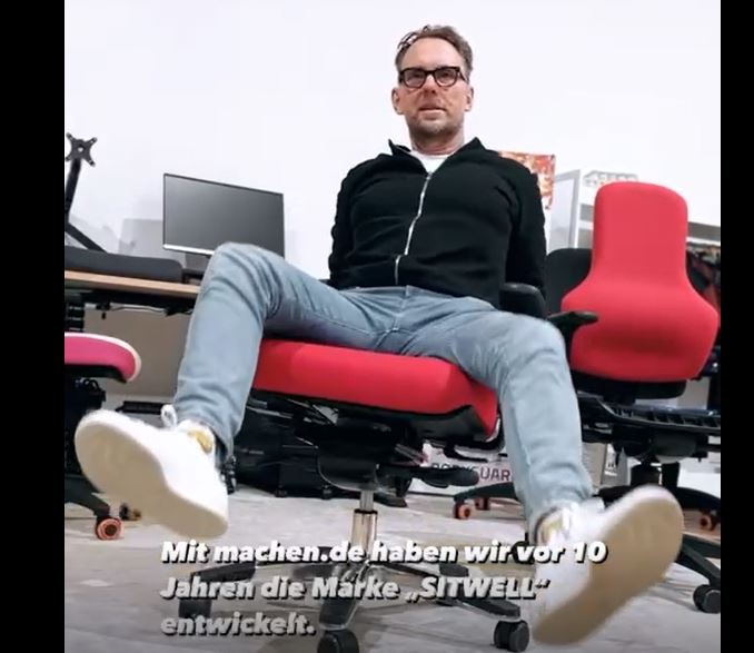 Mister Sitwell von Gernot-M.-Steifensand - Der ergonomische Männerstuhl Nr. 1